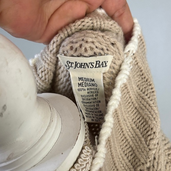St. John's Bay Beige and Cream Turtleneck Sweater - Picture 2 of 8